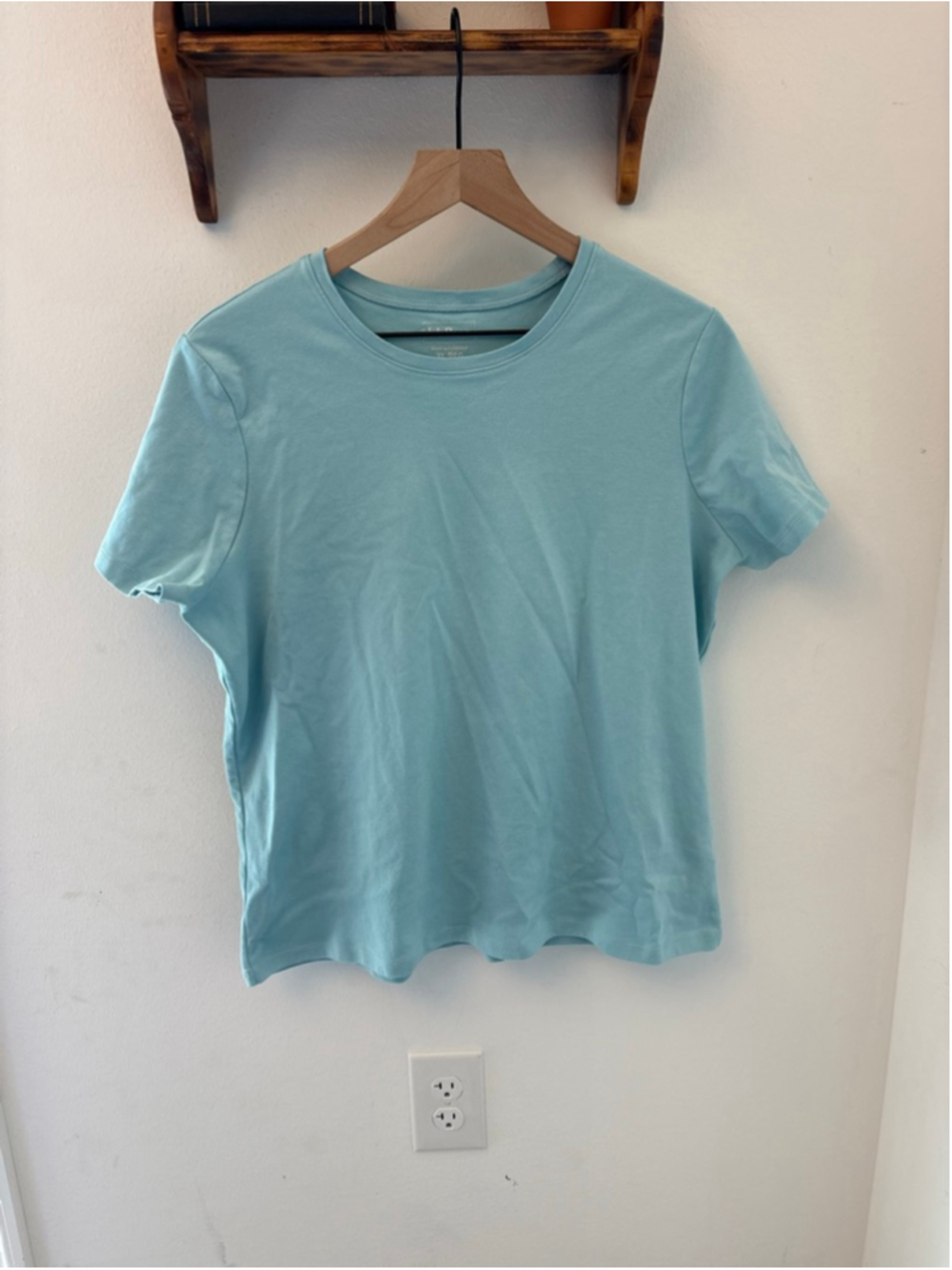 L.L. Bean Robin Egg Blue Crewneck Tee XL Soft Cotton Casual Basic